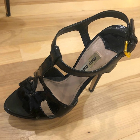 MIU MIU Black Patent Leather Platform Sandals - Picture 3 of 3